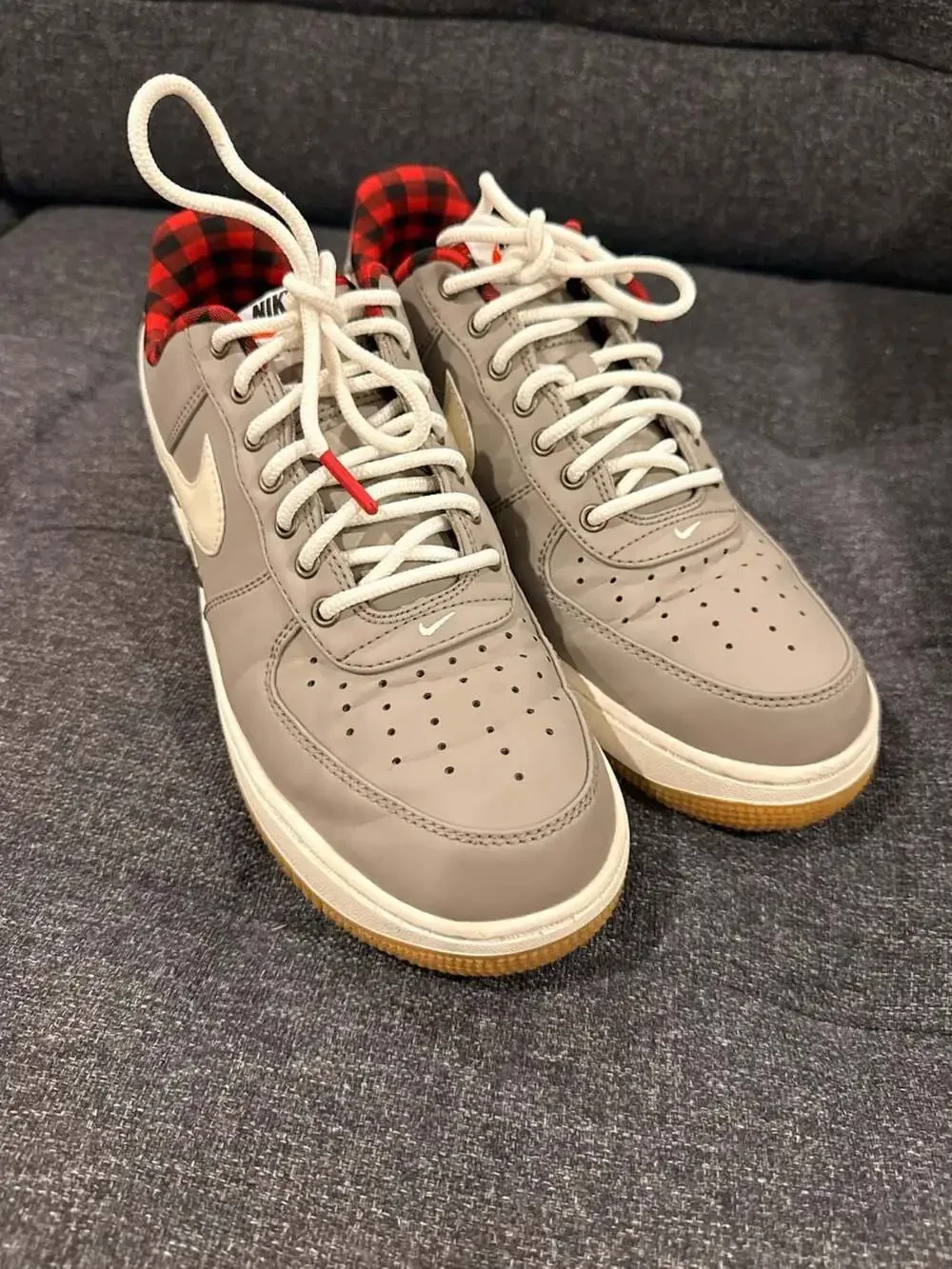 Nike Air Force 1 '07 LV8 'Light Taupe' with Plaid Interior